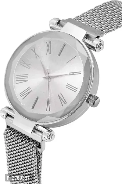 Metal Analog Wrist Watch for Women-thumb3