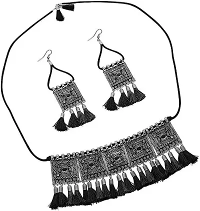 PACHMINA CHOKER SET WITH EARRINGS