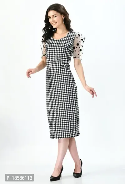 Stylish Black Cotton Blend Checked Dresses For Women