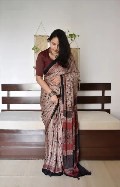 Trendy Cotton Silk Saree with Blouse Piece