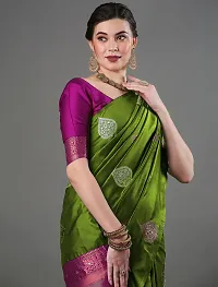 Stylish Silk Blend Saree With Blouse Piece ForWomen-thumb1