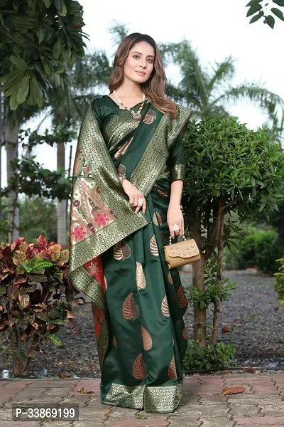 Stylish Silk Blend Saree With Blouse Piece ForWomen-thumb0