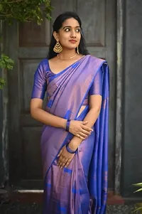 Stylish Silk Blend Saree With Blouse Piece ForWomen-thumb1