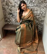 Stylish Silk Blend Saree With Blouse Piece ForWomen-thumb1