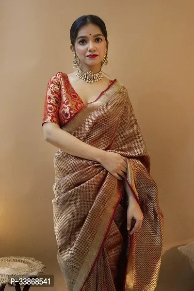 Stylish Silk Blend Saree With Blouse Piece ForWomen-thumb3