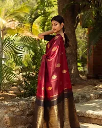 Stylish Silk Blend Saree With Blouse Piece ForWomen-thumb1