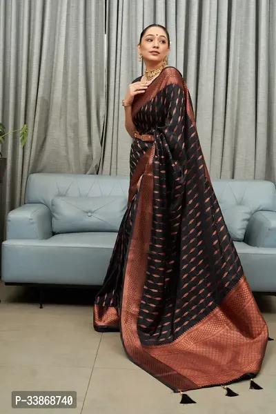 Stylish Silk Blend Saree With Blouse Piece ForWomen-thumb3