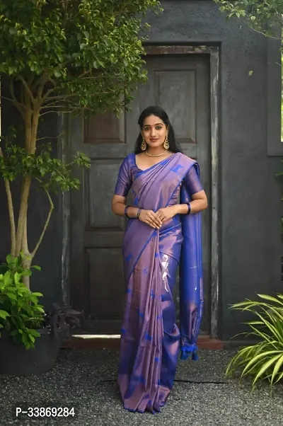 Stylish Silk Blend Saree With Blouse Piece ForWomen-thumb0