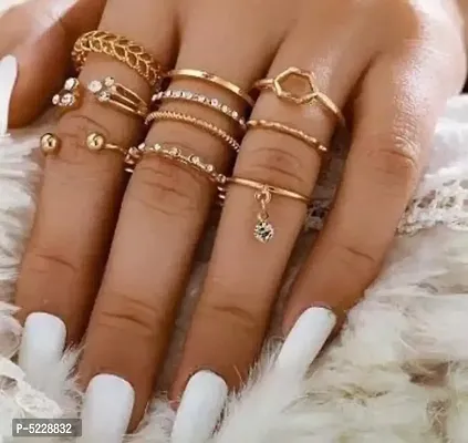 Set of 8 Rings