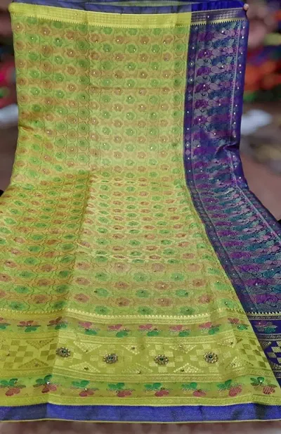 Kanjeevaram Silk Zari Woven Meenakari Design Sarees with Blouse Piece