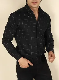 Stylish Black Cotton Blend Printed Casual Shirt For Men-thumb1