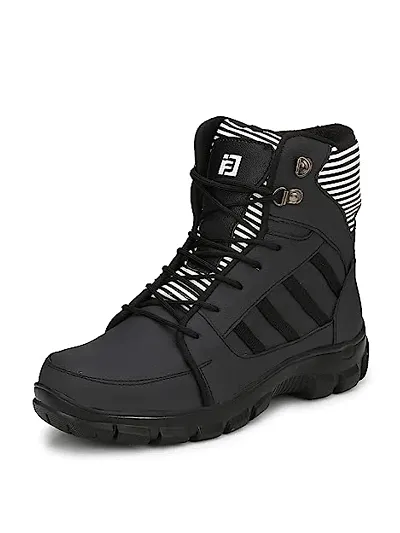 Stylish Black PU Solid Flat Boots For Men