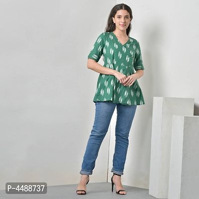 Exceptional Green Printed Cotton Women Kurta With Pleated Detailing-thumb0