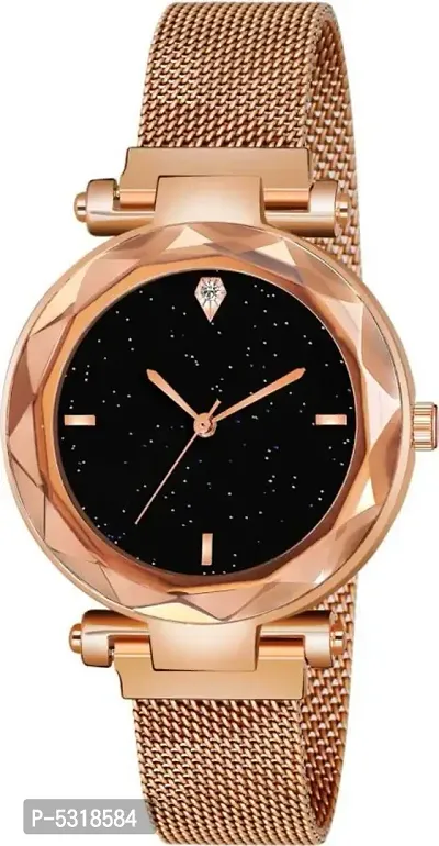 Golden Analog Watch With Stainless Steel Strap