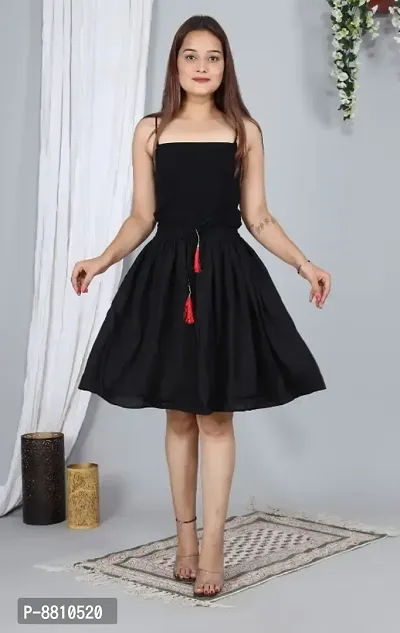 Trendy Rayon Black Solid Mini Skirt For Women-thumb0