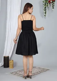 Trendy Rayon Black Solid Mini Skirt For Women-thumb1