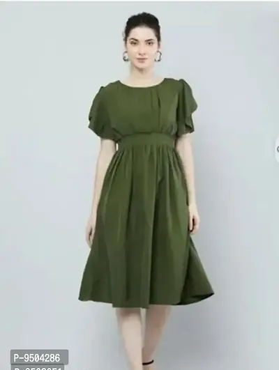 Fabulous Crepe Solid Green Knee Length Dress For Women-thumb0
