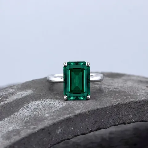Exclusive Emerald Stone Alloy Unisex Ring