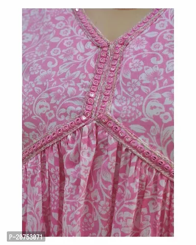 Stylish Rayon Pink V-Neck 3/4 Sleeve Embroidered Kurta With Pant Set For Women-thumb4