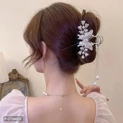 Pearl Metal Designer Hair Clutcher Clips for Girls Women