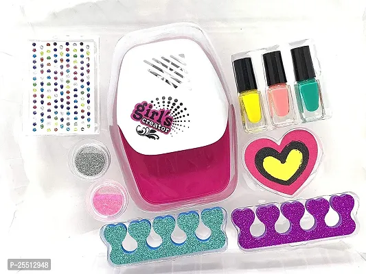 VIRTUAL WORLD Kids Plastic Nail Art Set of 3 Different Colored Attractive  Baby Nail Art Kit for Kids Girl's Multicolor Pack of 2 : Amazon.in: Beauty