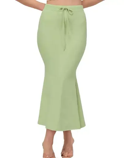 Comfortable Green Linen Solid Saree Shapewear For Women