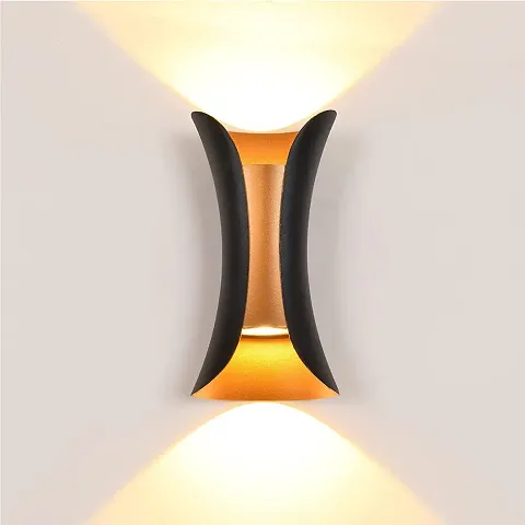 Must Have Wall Lamp 