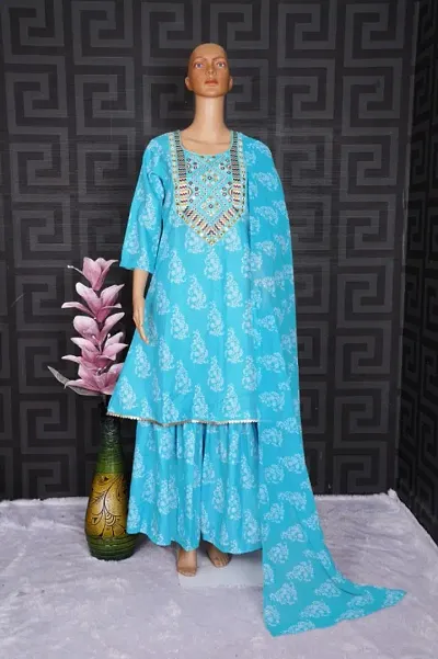 Stylish Casual Kurta, Bottom And Dupatta Set