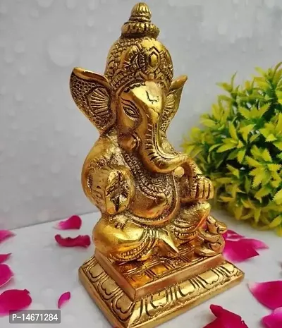 Classic Ganesha Idol For Showpiece And Pooja For Home and Office Idols and Figurines