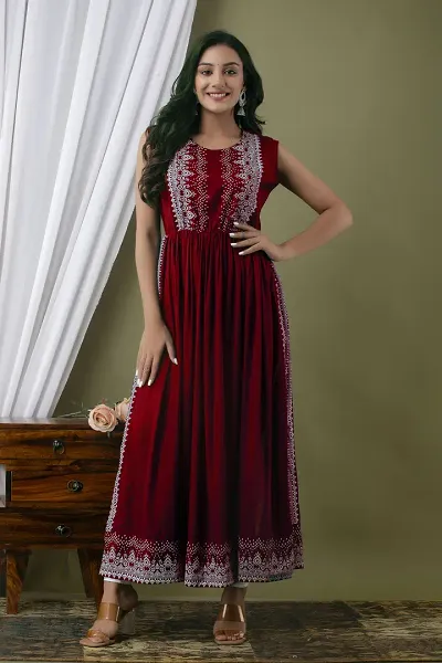 Kharoliya Women Straight Kurta