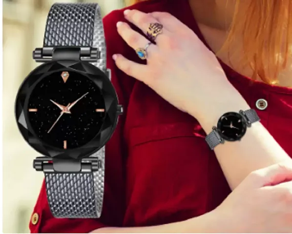 Comfortable Analog Watches for Women 