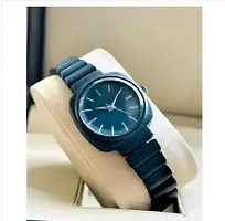 Stylish Metal Analog Watch For Women-thumb1