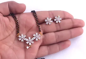 Stylish Gold Alloy Cubic Zirconia Jewellery Set For Women-thumb2