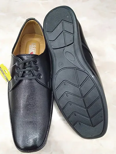 Stylish Rubber Solid Formal Shoes For Men