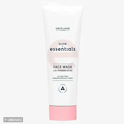 Oriflame Sweden ESSENTIALS Fairness Face Wash with Vitamins E  B3 Cleanse Protect Refresh 125 ml