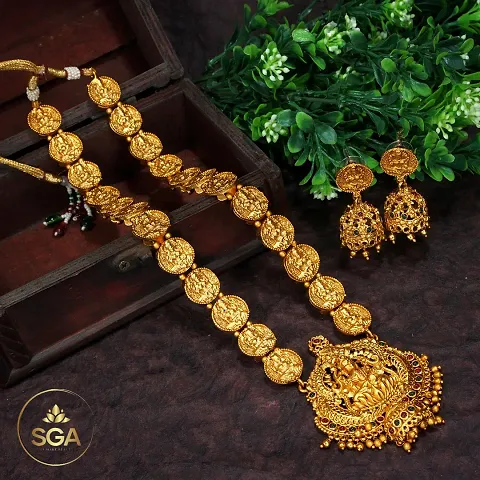 Govindam Twinkling Fancy Long Lakshmidevi Pendant Necklace Set