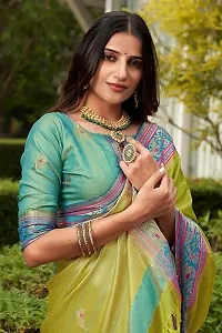 Elegant Green Art Silk Saree with Blouse piece For Women-thumb4