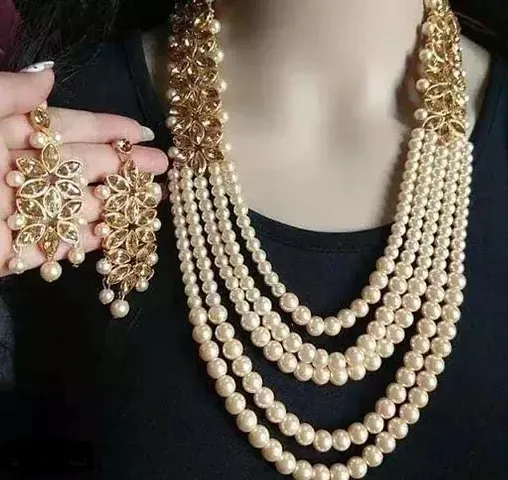 Trendy Necklace with Earring for Women