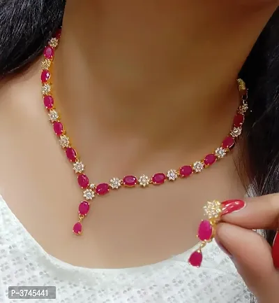 Beautiful And Trending Necklace Set