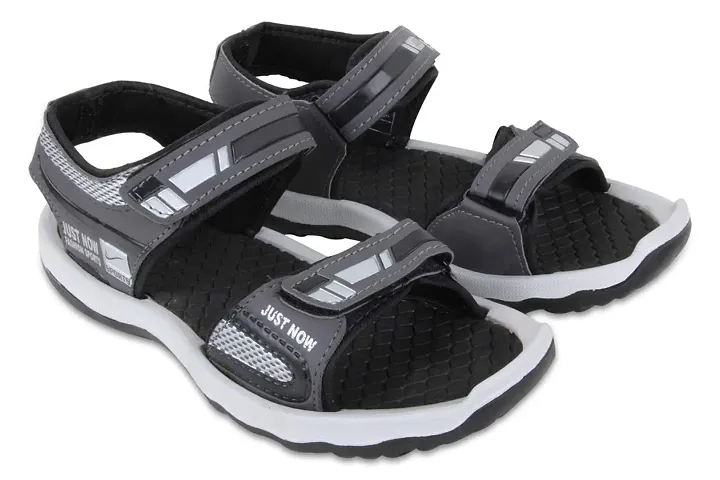 Trendy thong sandals For Men 
