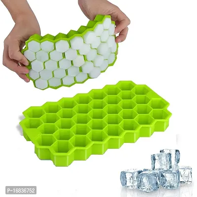 VR  Flexible Silicone Honeycomb 37 Cavity Ice Cube Tray with Lid Trays for Freezer Molds Small Cubes Whiskey Fridge Bar Soft Ice Cube Tray (Multicolor)