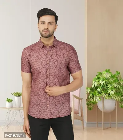 Reliable Maroon Cotton Blend Short Sleeves Casual Shirt For Men