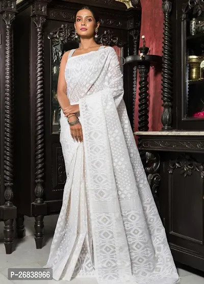 Stylish Georgette White Printed Saree with Blouse piece