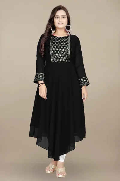 Must Have Georgette Ethnic Gowns 
