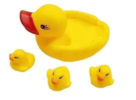 Littelwish Chu chu Sound Duck Family Ducklings Bath Toys Baby Bathing Water Pool Tub Non-Toxic Toddler Rubber Squeaky Lovely Floating Mother with 03 Little Duckletts for Kids Boys  Girls-thumb3