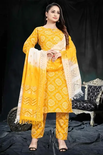 Trendy Women Rayon Kurta, Pant with dupatta