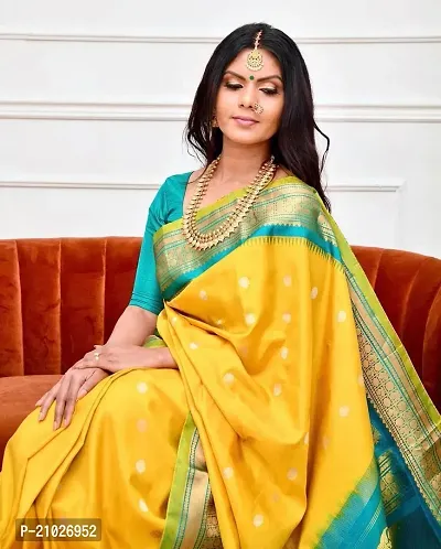 Classic Silk Blend Jacquard Saree with Blouse piece-thumb3
