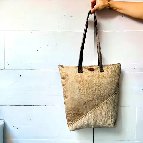 Stylish Beige PU Printed Handbags For Women