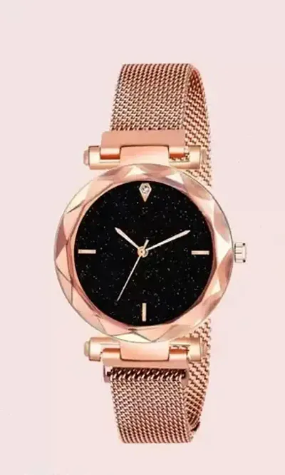 Fashionable Analog Watches for Women 