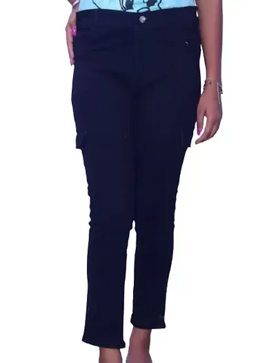 Beautiful Fasionable Jeans for Woman's and Girls in Different Sizes and Different Colors